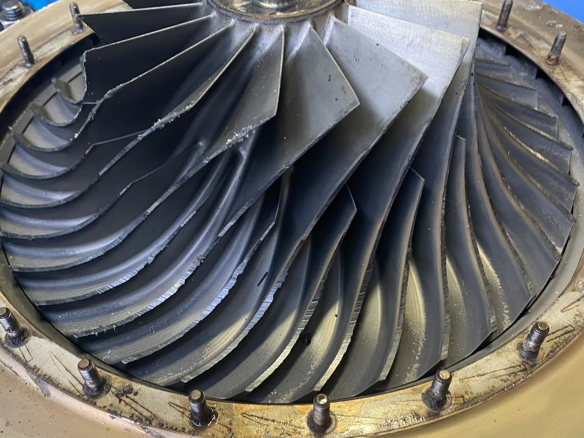 Damage to the impeller blade leading edges