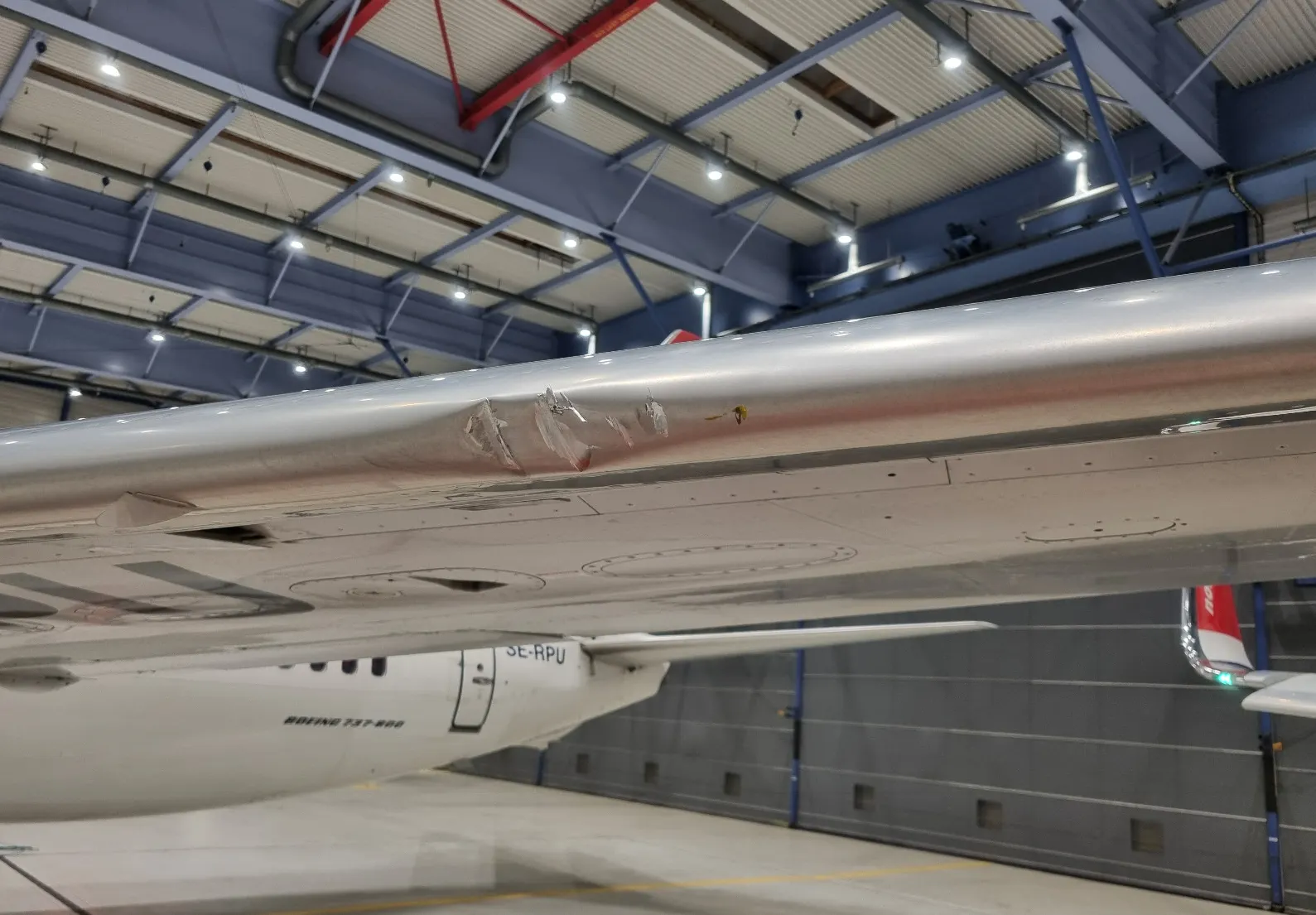 Figure_2._LH_wing_leading_edge_slat_section_skin_damages.